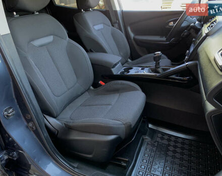 Серый Рено Kadjar, объемом двигателя 1.5 л и пробегом 247 тыс. км за 15555 $, фото 36 на Automoto.ua
