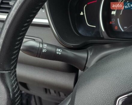 Серый Рено Kadjar, объемом двигателя 1.5 л и пробегом 112 тыс. км за 16999 $, фото 35 на Automoto.ua