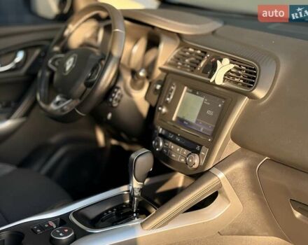 Серый Рено Kadjar, объемом двигателя 1.46 л и пробегом 124 тыс. км за 16500 $, фото 16 на Automoto.ua