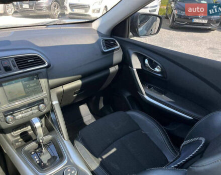 Сірий Рено Kadjar, об'ємом двигуна 1.5 л та пробігом 123 тис. км за 17690 $, фото 15 на Automoto.ua