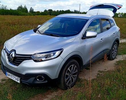 Серый Рено Kadjar, объемом двигателя 1.5 л и пробегом 192 тыс. км за 16500 $, фото 4 на Automoto.ua