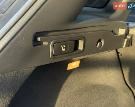 Серый Рено Kadjar, объемом двигателя 1.46 л и пробегом 124 тыс. км за 16500 $, фото 55 на Automoto.ua