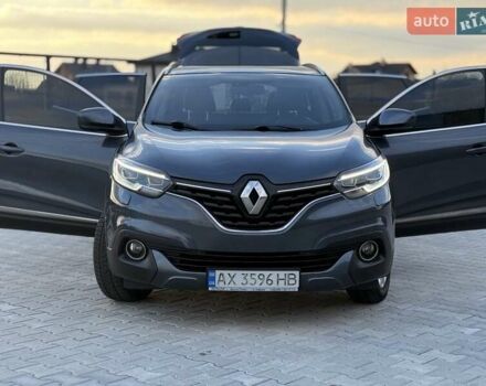 Серый Рено Kadjar, объемом двигателя 1.46 л и пробегом 124 тыс. км за 16500 $, фото 48 на Automoto.ua
