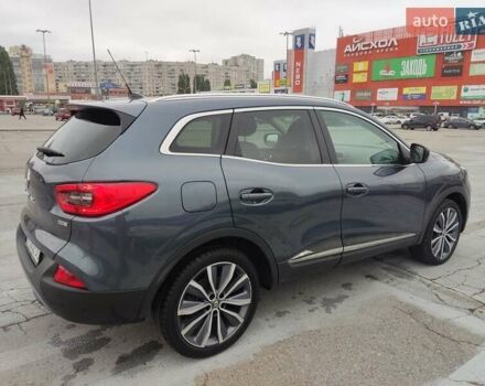 Серый Рено Kadjar, объемом двигателя 1.46 л и пробегом 191 тыс. км за 18900 $, фото 2 на Automoto.ua