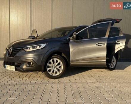 Серый Рено Kadjar, объемом двигателя 1.46 л и пробегом 124 тыс. км за 16500 $, фото 62 на Automoto.ua