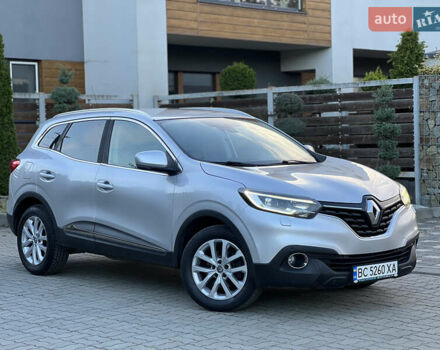 Серый Рено Kadjar, объемом двигателя 1.5 л и пробегом 199 тыс. км за 12900 $, фото 3 на Automoto.ua