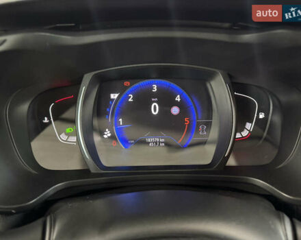 Серый Рено Kadjar, объемом двигателя 1.46 л и пробегом 184 тыс. км за 16500 $, фото 3 на Automoto.ua