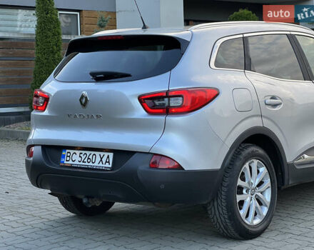 Серый Рено Kadjar, объемом двигателя 1.5 л и пробегом 199 тыс. км за 12900 $, фото 19 на Automoto.ua