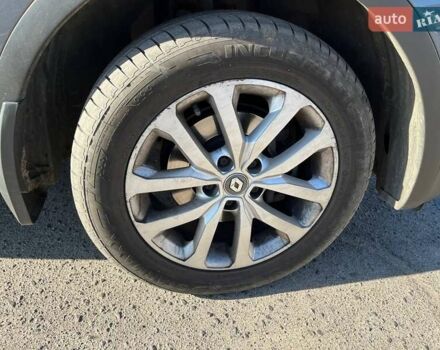 Серый Рено Kadjar, объемом двигателя 1.2 л и пробегом 160 тыс. км за 14500 $, фото 18 на Automoto.ua