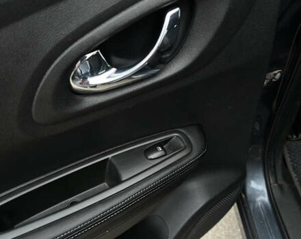 Сірий Рено Kadjar, об'ємом двигуна 1.46 л та пробігом 207 тис. км за 16999 $, фото 67 на Automoto.ua