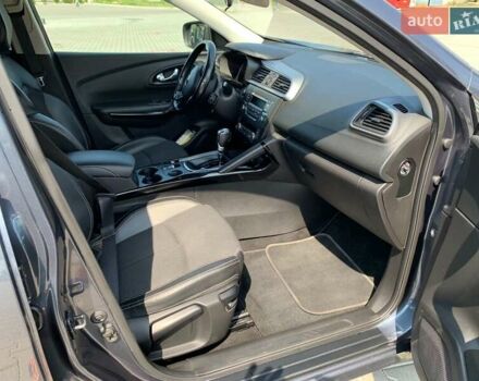 Серый Рено Kadjar, объемом двигателя 1.5 л и пробегом 171 тыс. км за 15700 $, фото 15 на Automoto.ua