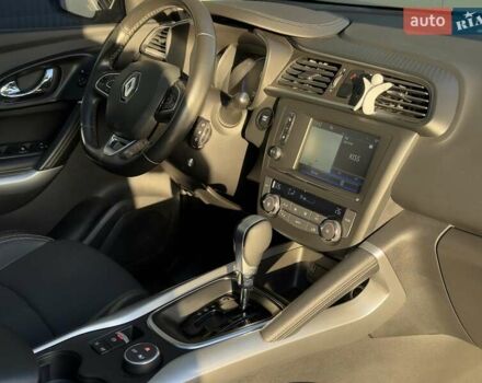 Серый Рено Kadjar, объемом двигателя 1.46 л и пробегом 124 тыс. км за 16500 $, фото 20 на Automoto.ua