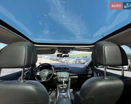Сірий Рено Kadjar, об'ємом двигуна 1.5 л та пробігом 123 тис. км за 17690 $, фото 14 на Automoto.ua