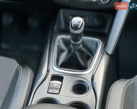 Серый Рено Kadjar, объемом двигателя 1.5 л и пробегом 199 тыс. км за 12900 $, фото 34 на Automoto.ua