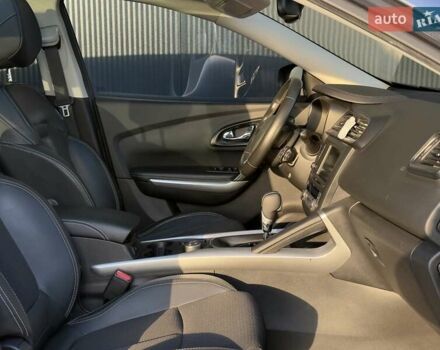 Серый Рено Kadjar, объемом двигателя 1.46 л и пробегом 124 тыс. км за 16500 $, фото 17 на Automoto.ua