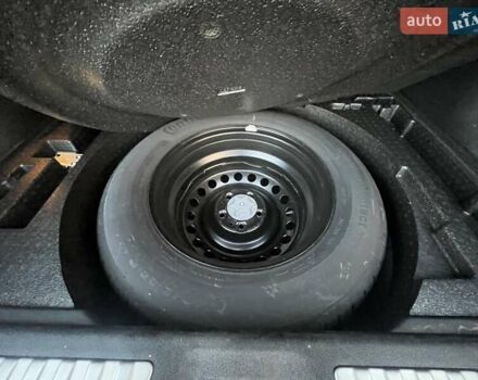Сірий Рено Kadjar, об'ємом двигуна 1.2 л та пробігом 165 тис. км за 14700 $, фото 17 на Automoto.ua