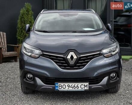 Серый Рено Kadjar, объемом двигателя 1.5 л и пробегом 112 тыс. км за 16999 $, фото 1 на Automoto.ua