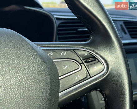 Сірий Рено Kadjar, об'ємом двигуна 1.5 л та пробігом 123 тис. км за 17690 $, фото 31 на Automoto.ua