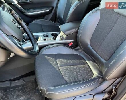 Серый Рено Kadjar, объемом двигателя 1.2 л и пробегом 160 тыс. км за 14500 $, фото 21 на Automoto.ua
