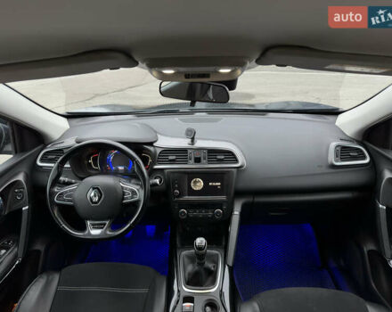 Сірий Рено Kadjar, об'ємом двигуна 1.46 л та пробігом 207 тис. км за 16999 $, фото 64 на Automoto.ua