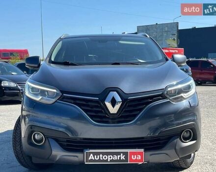 Сірий Рено Kadjar, об'ємом двигуна 1.5 л та пробігом 123 тис. км за 17690 $, фото 1 на Automoto.ua
