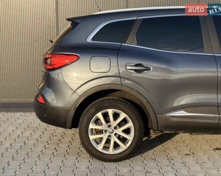 Серый Рено Kadjar, объемом двигателя 1.46 л и пробегом 124 тыс. км за 16500 $, фото 14 на Automoto.ua