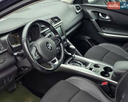 Серый Рено Kadjar, объемом двигателя 1.5 л и пробегом 112 тыс. км за 16999 $, фото 23 на Automoto.ua