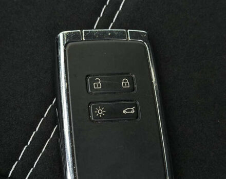 Сірий Рено Kadjar, об'ємом двигуна 1.46 л та пробігом 207 тис. км за 16999 $, фото 77 на Automoto.ua