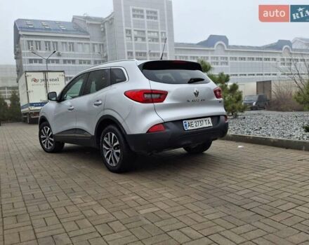 Серый Рено Kadjar, объемом двигателя 1.5 л и пробегом 280 тыс. км за 13500 $, фото 6 на Automoto.ua