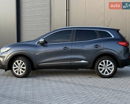 Серый Рено Kadjar, объемом двигателя 1.46 л и пробегом 124 тыс. км за 16500 $, фото 4 на Automoto.ua