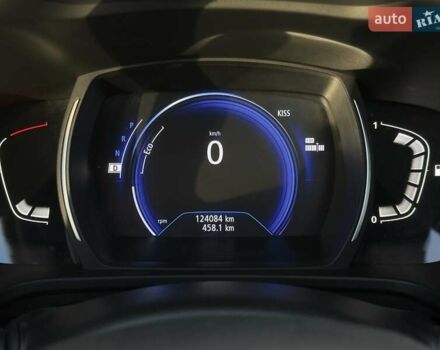 Серый Рено Kadjar, объемом двигателя 1.46 л и пробегом 124 тыс. км за 16500 $, фото 57 на Automoto.ua