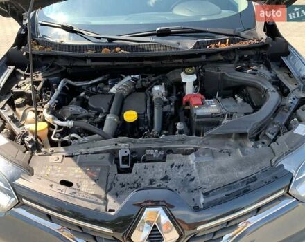 Серый Рено Kadjar, объемом двигателя 1.5 л и пробегом 171 тыс. км за 15700 $, фото 20 на Automoto.ua