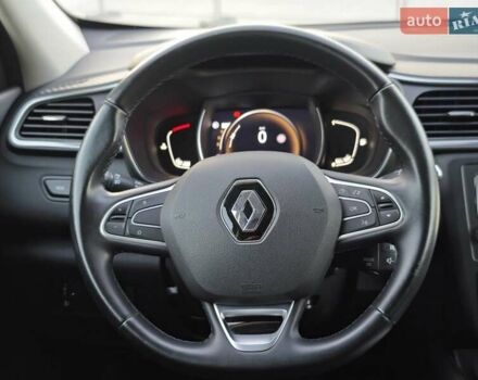 Серый Рено Kadjar, объемом двигателя 1.5 л и пробегом 134 тыс. км за 19350 $, фото 83 на Automoto.ua