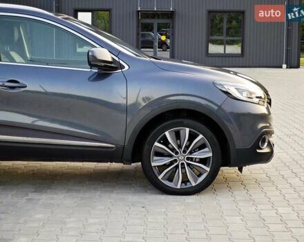 Серый Рено Kadjar, объемом двигателя 1.5 л и пробегом 134 тыс. км за 19350 $, фото 9 на Automoto.ua