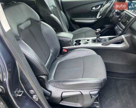 Серый Рено Kadjar, объемом двигателя 1.5 л и пробегом 77 тыс. км за 15500 $, фото 47 на Automoto.ua