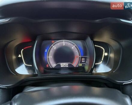 Рено Kadjar 2018 в Луцке на Automoto.ua Серый Рено Kadjar, объемом двигателя 1.6 л и пробегом 201 тыс. км за 12300 $, фото 43 на Automoto.ua