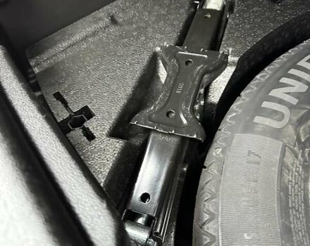 Серый Рено Kadjar, объемом двигателя 1.46 л и пробегом 152 тыс. км за 16999 $, фото 124 на Automoto.ua