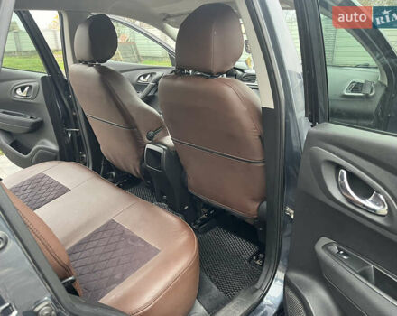 Серый Рено Kadjar, объемом двигателя 1.46 л и пробегом 213 тыс. км за 17100 $, фото 7 на Automoto.ua