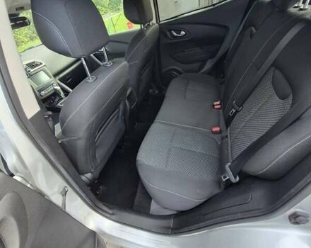 Сірий Рено Kadjar, об'ємом двигуна 1.46 л та пробігом 105 тис. км за 18900 $, фото 8 на Automoto.ua