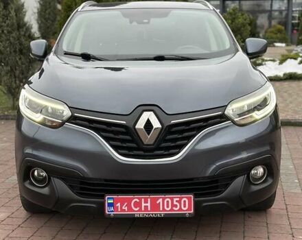 Серый Рено Kadjar, объемом двигателя 1.46 л и пробегом 152 тыс. км за 16999 $, фото 3 на Automoto.ua