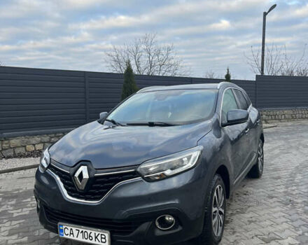 Серый Рено Kadjar, объемом двигателя 1.46 л и пробегом 213 тыс. км за 17100 $, фото 1 на Automoto.ua