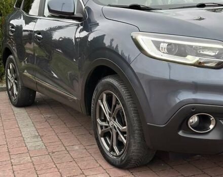 Серый Рено Kadjar, объемом двигателя 1.46 л и пробегом 152 тыс. км за 16999 $, фото 8 на Automoto.ua