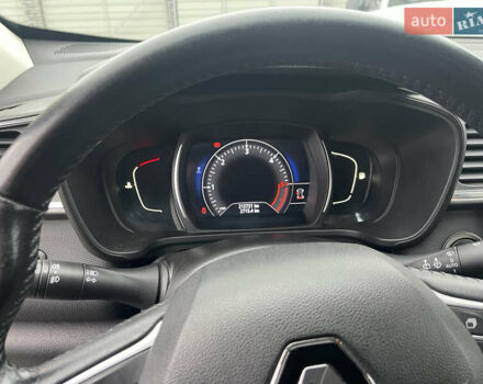 Серый Рено Kadjar, объемом двигателя 1.46 л и пробегом 213 тыс. км за 17100 $, фото 11 на Automoto.ua