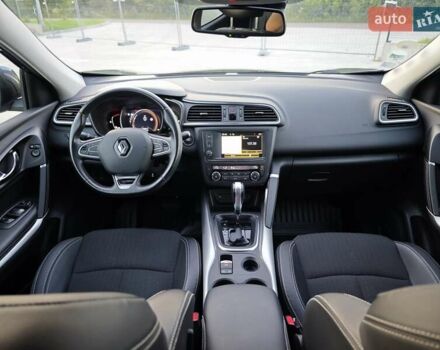 Серый Рено Kadjar, объемом двигателя 1.5 л и пробегом 134 тыс. км за 19350 $, фото 82 на Automoto.ua