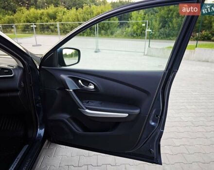 Серый Рено Kadjar, объемом двигателя 1.5 л и пробегом 134 тыс. км за 19350 $, фото 60 на Automoto.ua