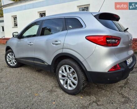 Сірий Рено Kadjar, об'ємом двигуна 1.46 л та пробігом 105 тис. км за 18900 $, фото 2 на Automoto.ua