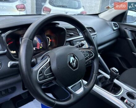 Рено Kadjar 2018 в Луцке на Automoto.ua Серый Рено Kadjar, объемом двигателя 1.6 л и пробегом 201 тыс. км за 12300 $, фото 41 на Automoto.ua