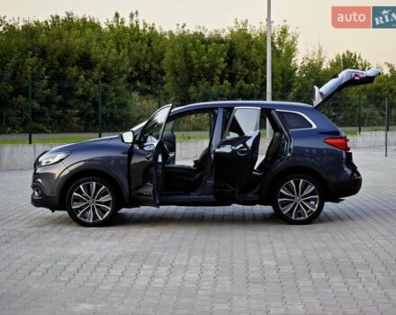 Серый Рено Kadjar, объемом двигателя 1.5 л и пробегом 134 тыс. км за 19350 $, фото 76 на Automoto.ua