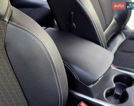 Серый Рено Kadjar, объемом двигателя 1.5 л и пробегом 134 тыс. км за 19350 $, фото 71 на Automoto.ua