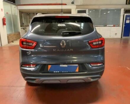 Серый Рено Kadjar, объемом двигателя 0 л и пробегом 145 тыс. км за 18900 $, фото 2 на Automoto.ua